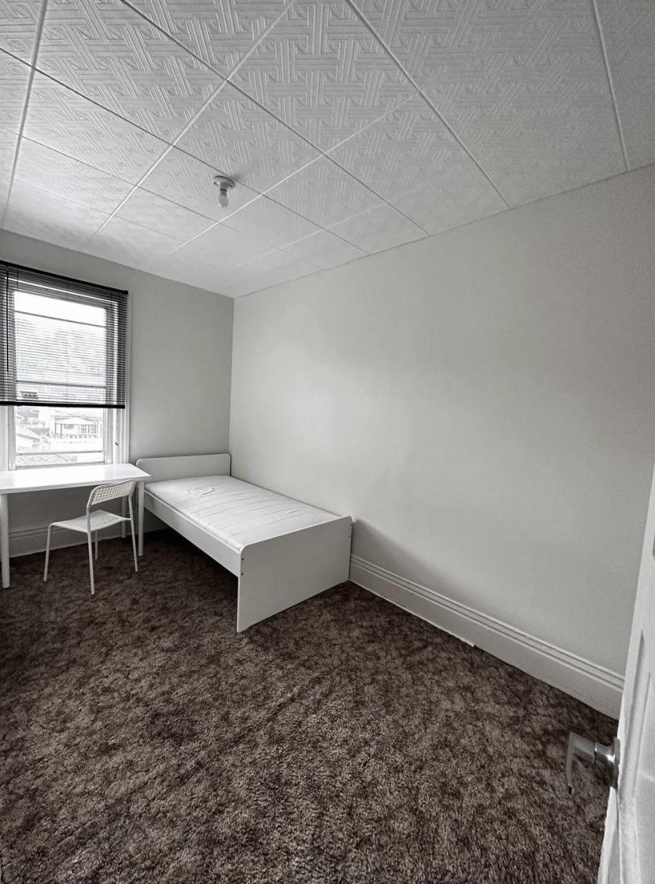Rooms Available Downtown Winnipeg Exterior foto